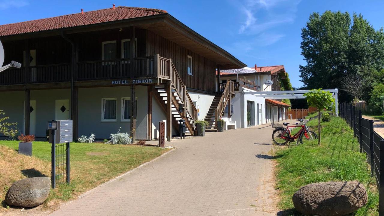 Hotel Zierow - Urlaub An Der Ostsee Exterior foto